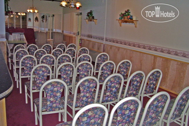 New photos from tourists Colonial Inn & Suites 2*