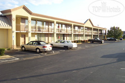 Colonial Inn & Suites