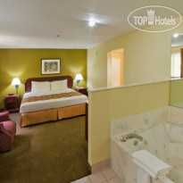 Country Hearth Inn Knightdale Люкс с джакузи