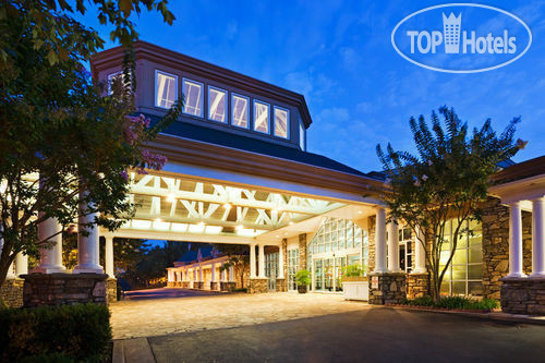 Hotelier's photos Crowne Plaza Resort Asheville 3*