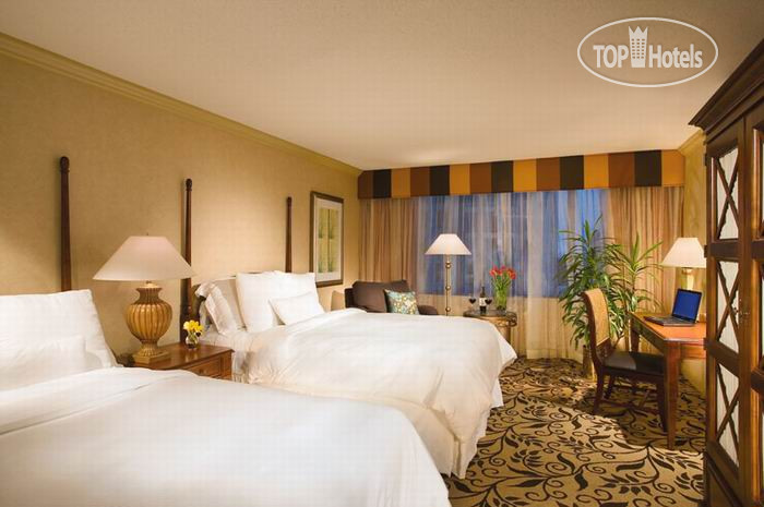 New photos from tourists Omni Charlotte 4*