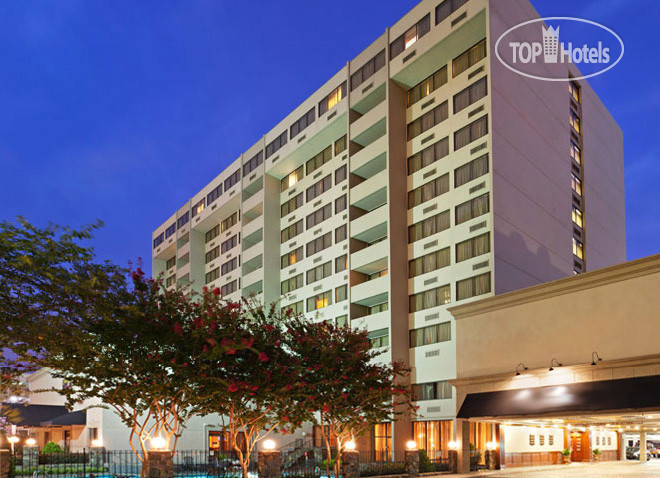 Hotelier's photos Fairfield Inn & Suites Charlotte Uptown 4*