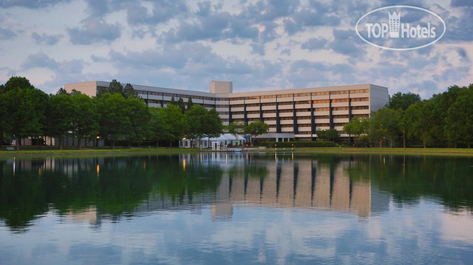 DoubleTree Suites by Hilton Raleigh-Durham