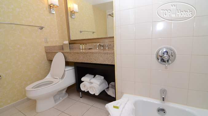 New photos from tourists DoubleTree by Hilton Hotel Charlotte 3*