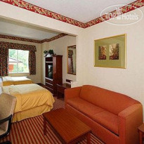 Comfort Suites North Raleigh Номер