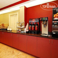 Comfort Suites North Raleigh Завтрак