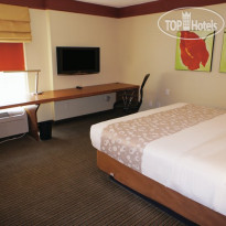 La Quinta Inn & Suites Raleigh Cary
