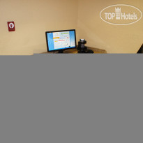 La Quinta Inn & Suites Charlotte Airport North 