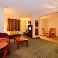 Best Western Plus Hotel & Suites Airport South