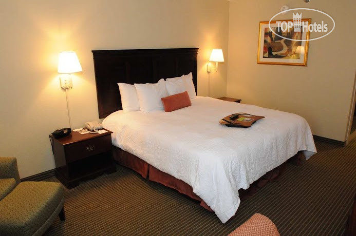 New photos from tourists Hampton Inn Douglas 2*
