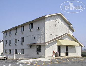 Hotel photo Super 8 Columbus Airport 2*