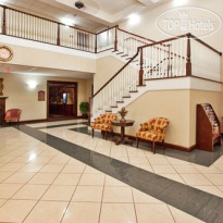 Holiday Inn Express Hotel & Suites Commerce-Tanger Outlets