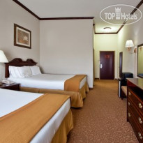 Holiday Inn Express Hotel & Suites Commerce-Tanger Outlets
