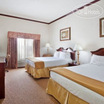 Holiday Inn Express Hotel & Suites Commerce-Tanger Outlets
