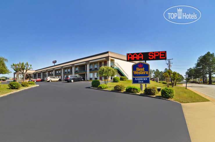 Hotelier's photos Best Western Ashburn Inn 2*