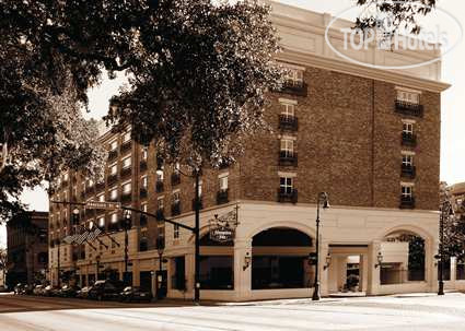 Hotel photo Hampton Inn Savannah-Historic District 3*