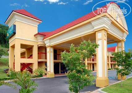 Hotelier's photos Quality Inn Dalton 2*