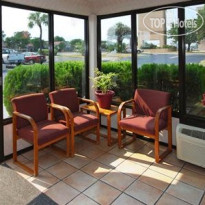 Econo Lodge Midtown Лобби