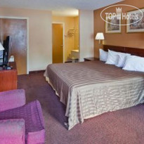 Travelodge Athens Downtown Jacuzzi Suite
