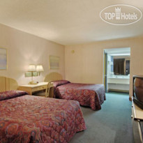 Travelodge Macon I-475 Two Double Bed Room