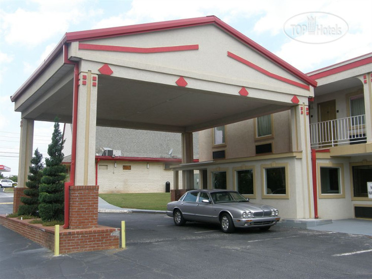 Hotel photo FairBridge Inn & Suites McDonough 3*