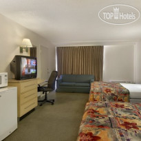 Red Roof Inn & Suites Brunswick I-95 