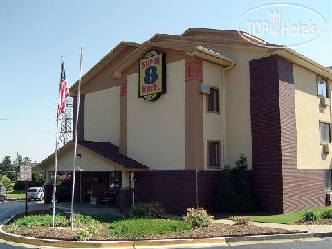 Hotelier's photos Super 8 Atlanta Airport Hotel 2*