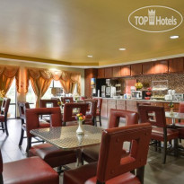 Red Roof Inn & Suites Savannah Gateway 