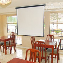 Econo Lodge Near Bellevue Square