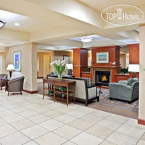 Holiday Inn Express Hotel & Suites Marysville