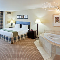 Holiday Inn Express Hotel & Suites Marysville
