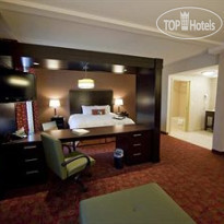 Hampton Inn & Suites Seattle Kent