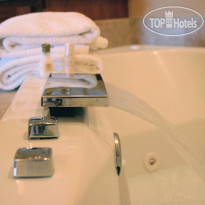 Best Western Plus CottonTree Inn