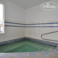 Best Western Plus Bronco Inn
