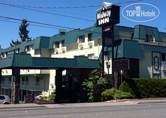 Hotelier's photos Midway Inn 2*