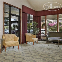 Red Lion River Inn