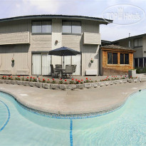 Red Lion River Inn