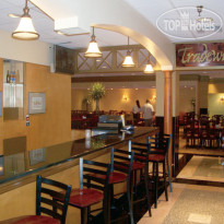 Best Western Plus Hotel & Conference Center 