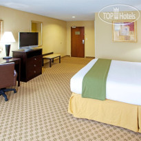 Holiday Inn Express Hotel & Suites Chestertown 
