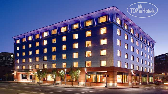 Hotelier's photos Hilton Garden Inn Portland Downtown Waterfront 3*