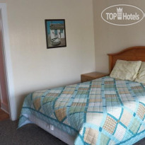 Coast Village Inn & Cottages Номер