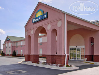 Hotel photo Days Inn and Suites Huntsville 2*