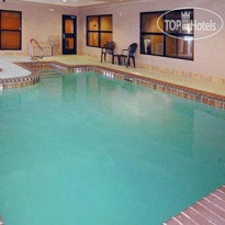 Comfort Suites Fultondale Закрытый бассейн
