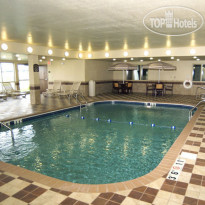 Holiday Inn Express Hotel & Suites Grand Forks