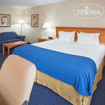 Holiday Inn Express Fargo-West Acres
