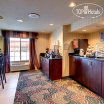 Cobblestone Inn & Suites - Carrington Столовая