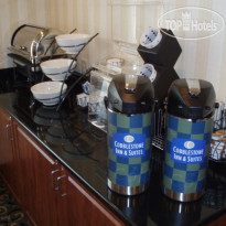 Cobblestone Inn & Suites - Langdon Завтрак