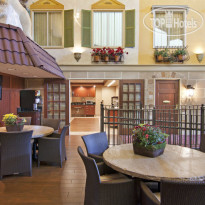 Best Western Plus White Bear Country Inn