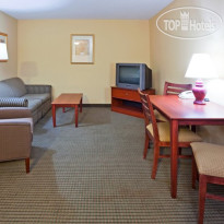 Holiday Inn Express Hotel & Suites St. Paul NE (Vadnais Heights) 
