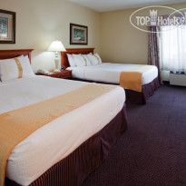 Holiday Inn Hotel & Suites St. Cloud